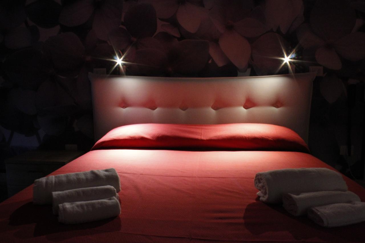 Hotel Royal - Beauty & Spa 切萨雷奥港 客房 照片